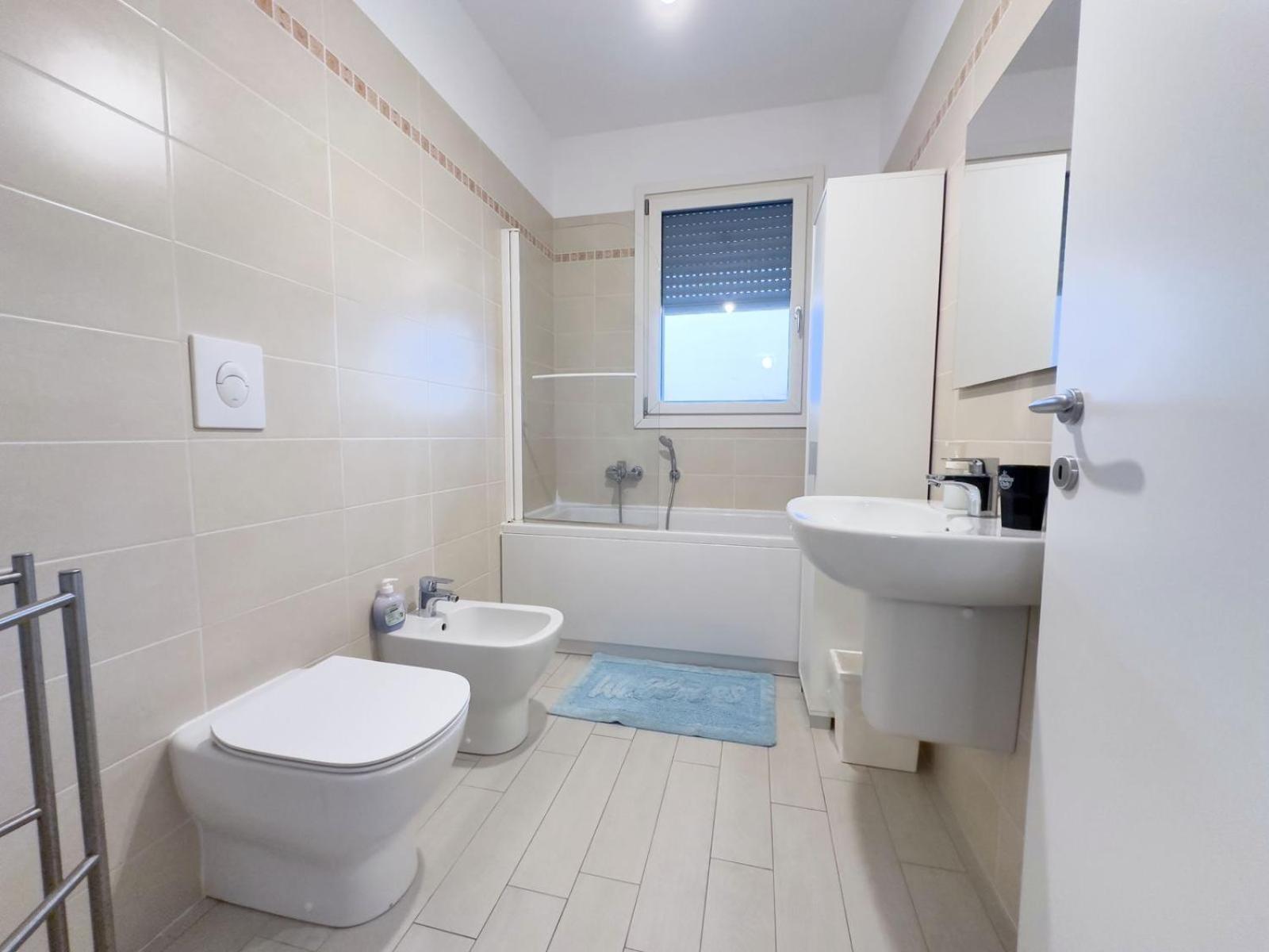 Luxury 3 Bedroom Apartment 100 Mq Next To Rho Fiera And San Siro Milaan Buitenkant foto